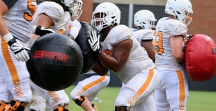 Practice observations: Welcome sights on Tennessee's OL Practice observations: Welcome sights on Tennessee's OL