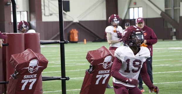 Baylor Edge Kamauryn Morgan reopens transfer recruitment, no longer plans  to enroll at Virginia Tech