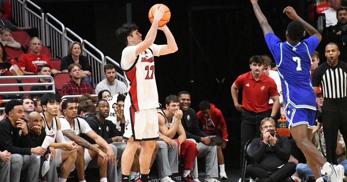 Isaac Ellis: Louisville basketball player profile and projections