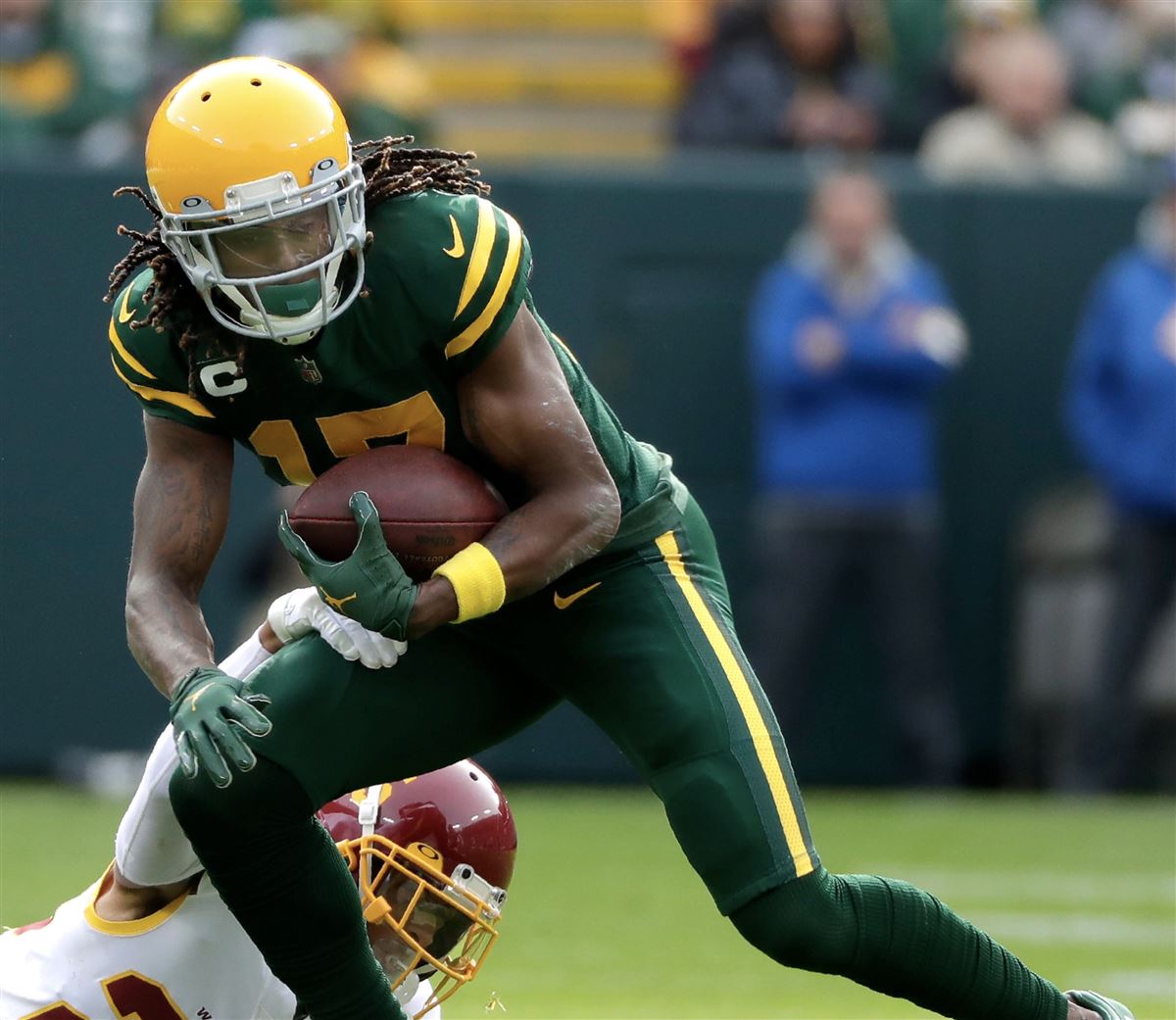 Packers' Davante Adams goes on COVID-19 reserve