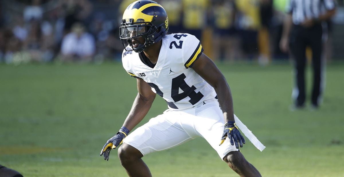 Lavert Hill leads Michigan's packed CB room 