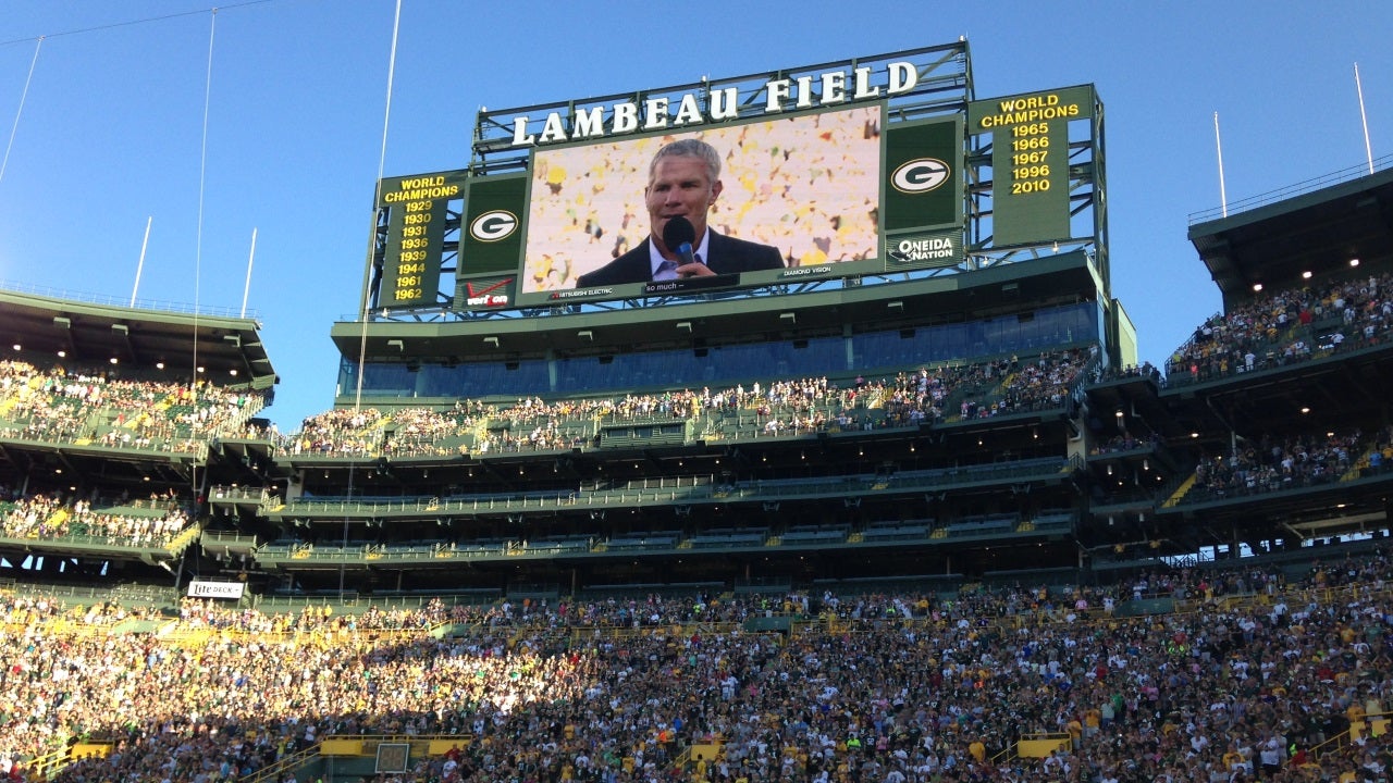 Bears Spoil Brett Favre's Retirement Ceremony in Lambeau