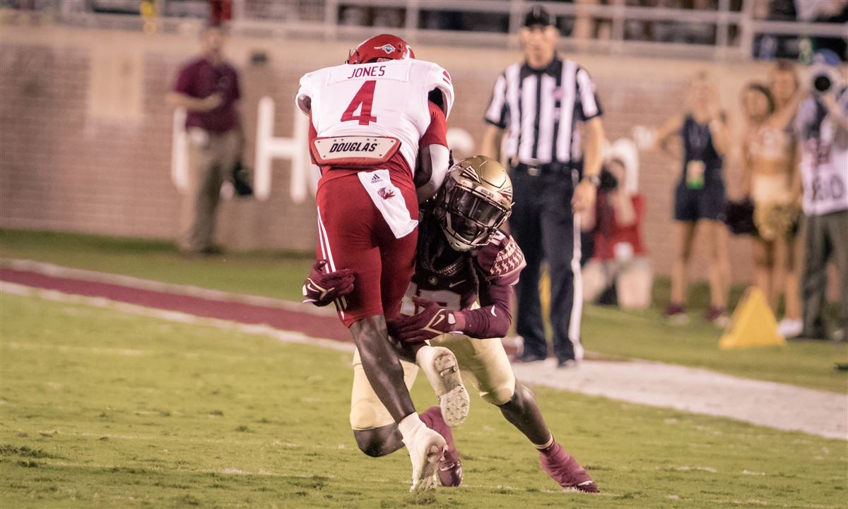 Jashaun Corbin breaks free for 33-yard gain