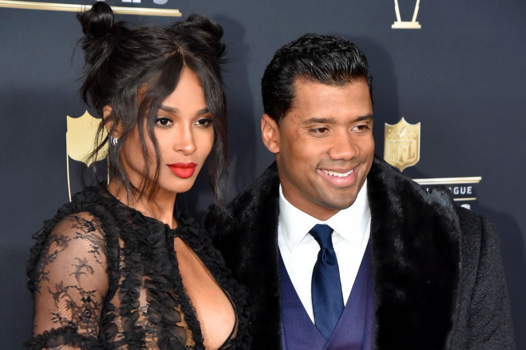 Russell Wilson revealing new Nike shoe at ESPYs