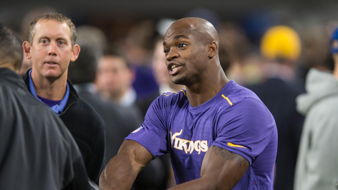 Adrian Peterson says he'll officially retire if he doesn't sign with a team  in 2023