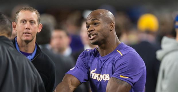 Minnesota Vikings Won't Exercise Option on Adrian Peterson's