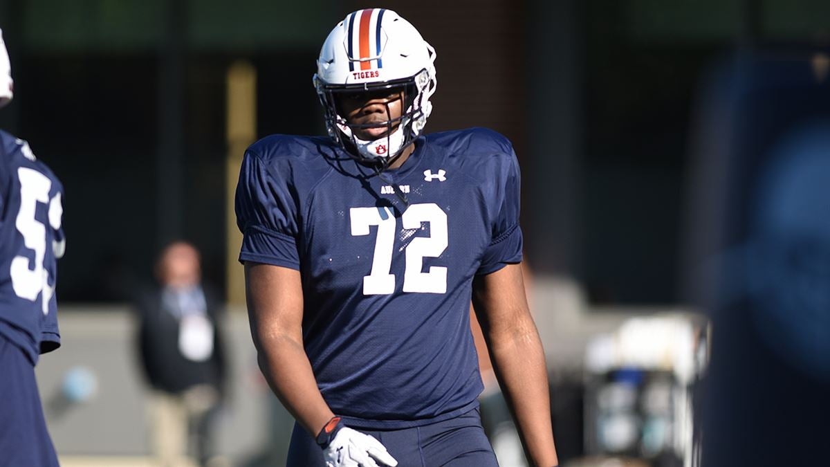 Izavion Miller, Auburn, Offensive Tackle