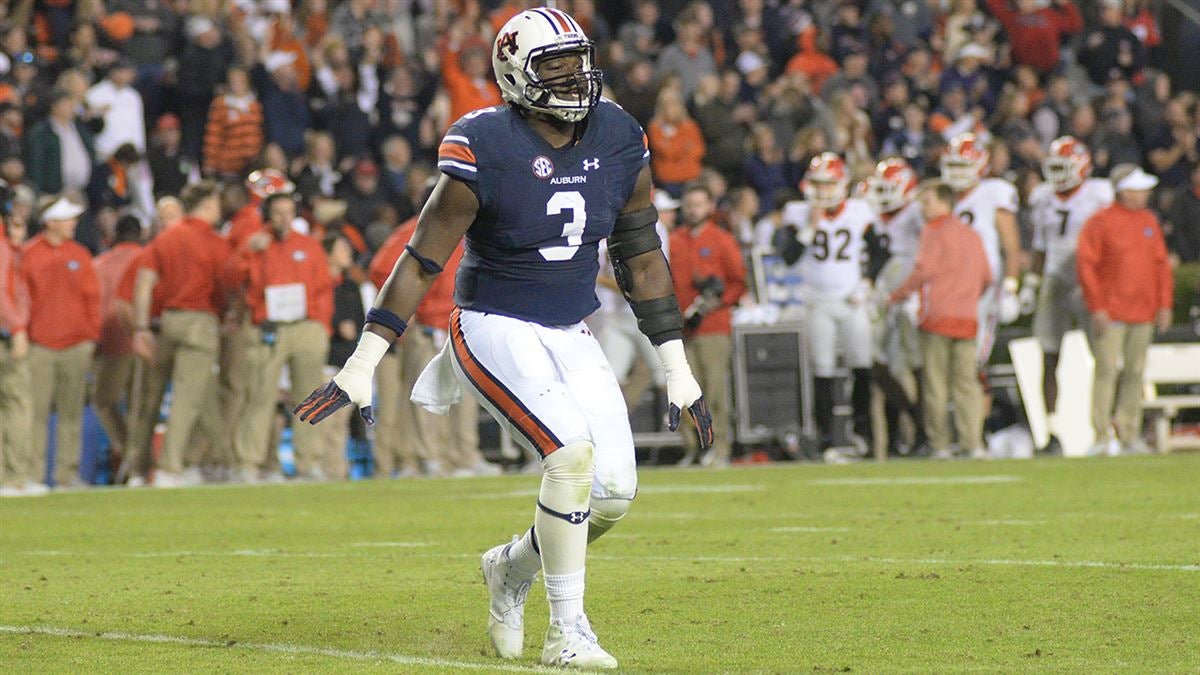 One last dance': Marlon Davidson senior spotlight - Auburn University  Athletics