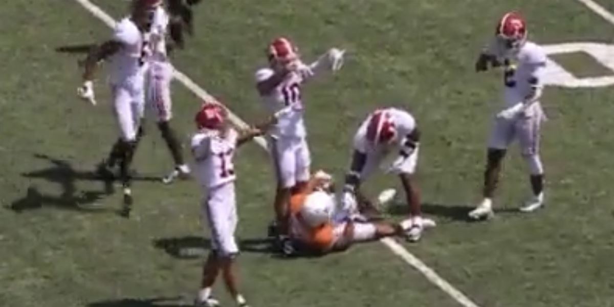 Nick Saban admonishes Alabama players after \u0026#39;horns down\u0026#39; gestures ...