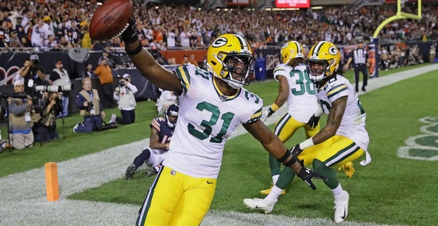 Packers Defeat Bears 35-16, Clinch NFC's Top Seed 2 3 things we learned in Packers vs Bears: