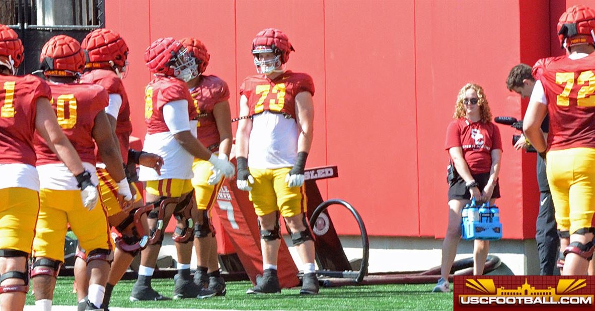USC's offensive line still battling for starting jobs, rotation to close out fall camp