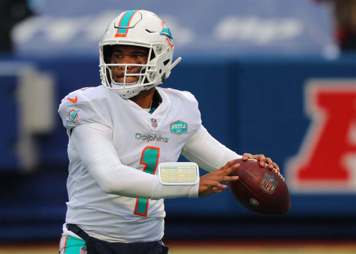 Wednesday Miami Dolphins Notebook: QB News, Smythe's Perspective, Big Props  for Rookie, and More - Sports Illustrated Miami Dolphins News, Analysis and  More