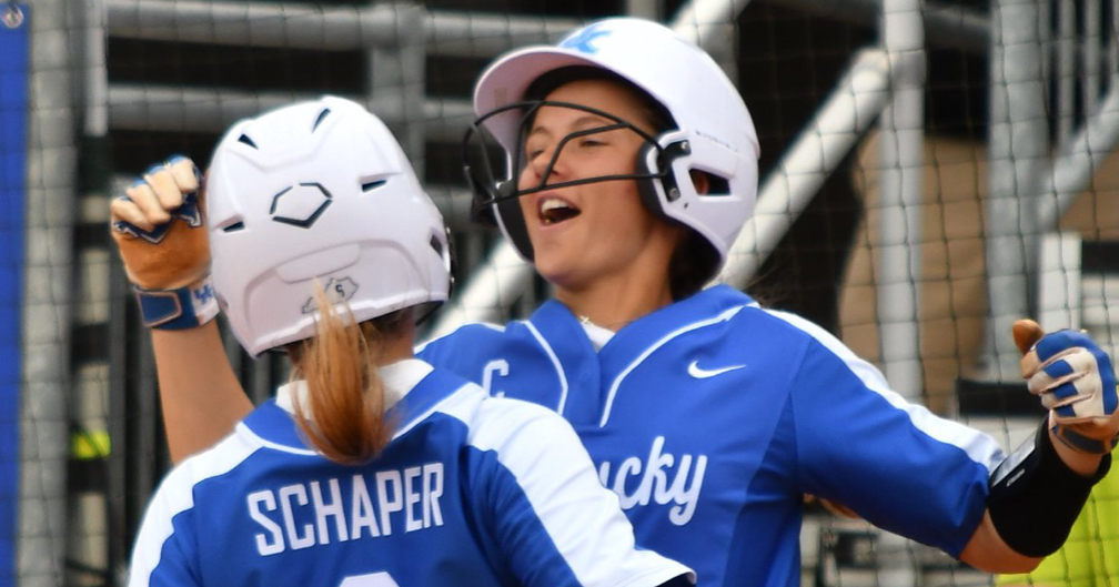 Kentucky softball headed to Super Regionals