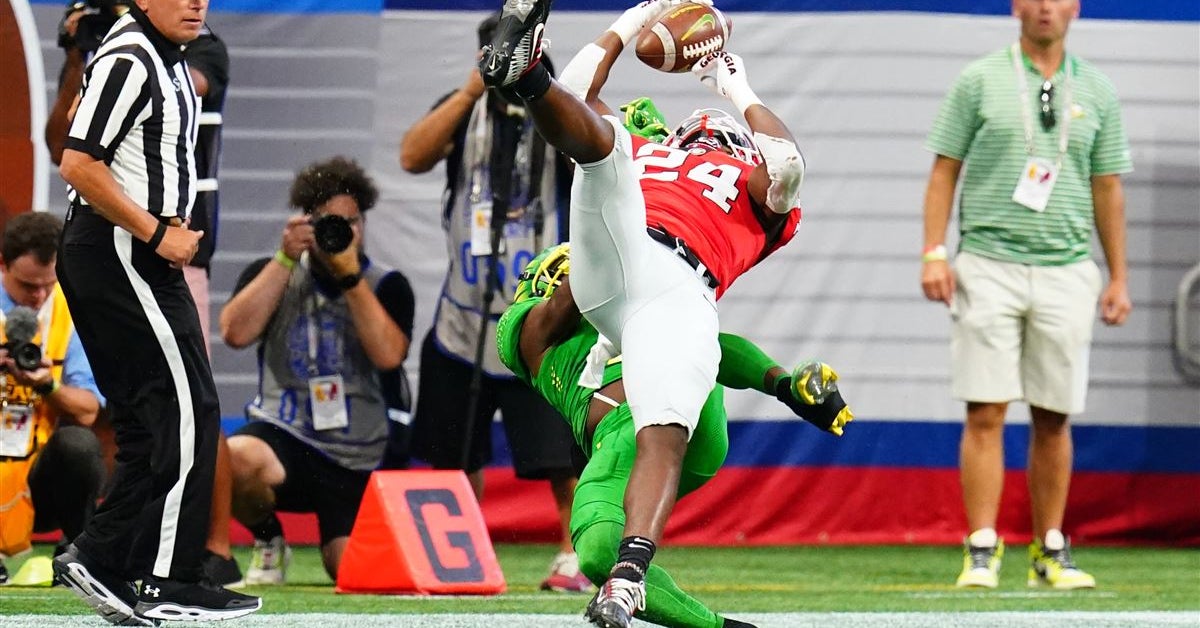 safety Malaki Starks reveals how things almost went wrong on Oregon interception