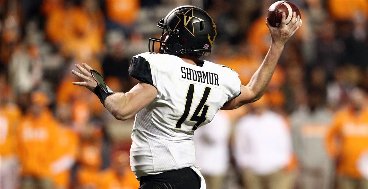 Vanderbilt linebacker Charles Wright