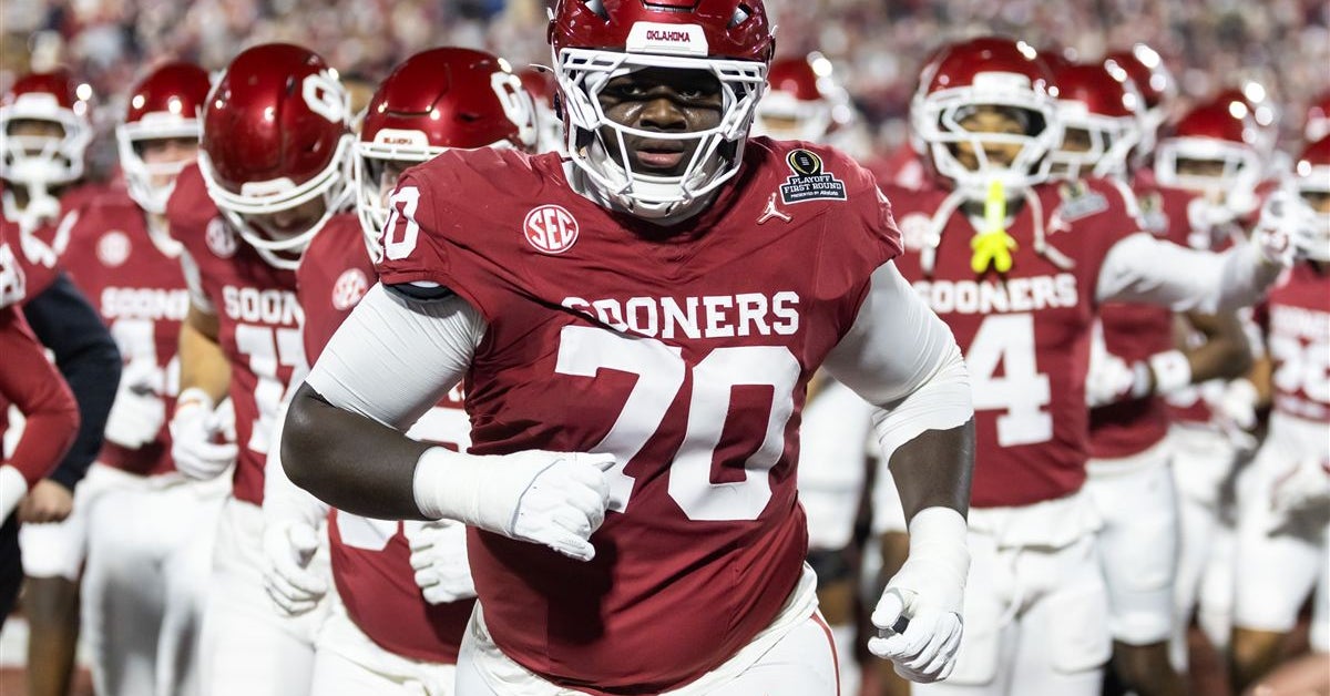 How Ryan Fodje has quickly adapted to new role at center for Oklahoma ahead of season opener