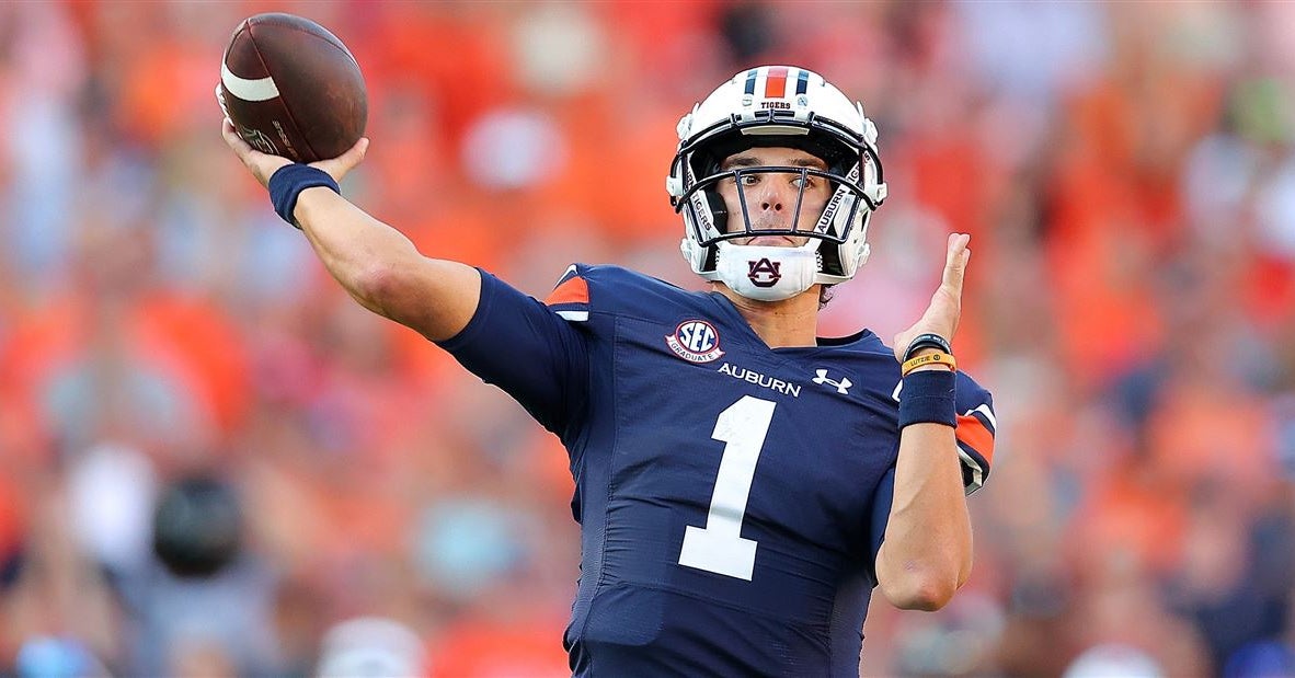 Auburn elects four team captains for 2024 season