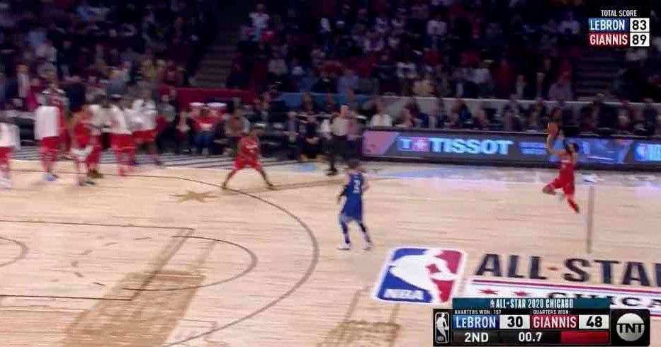 WATCH: Young drills half court shot in 2020 NBA All Star Game WATCH: Young drills half court shot in 2020 NBA All Star Game