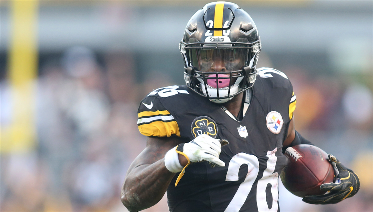 Le'Veon Bell Wants To Retire A Steeler, Won't Rule Out Playing For Team  Again: 'Might Come Back For A Preseason Game' - Steelers Depot