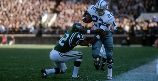 Bob Hayes of the Dallas Cowboys runs a pass rout during an NFL News  Photo - Getty Images