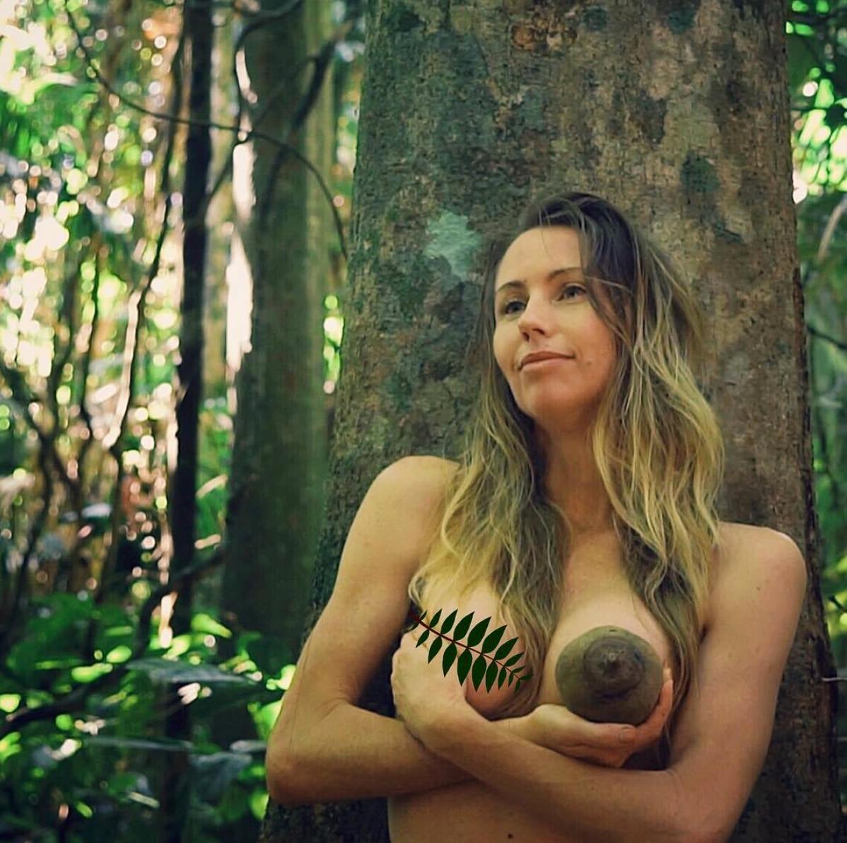 Banana Girl Freelee Porn - Freelee the nude vegan blogger