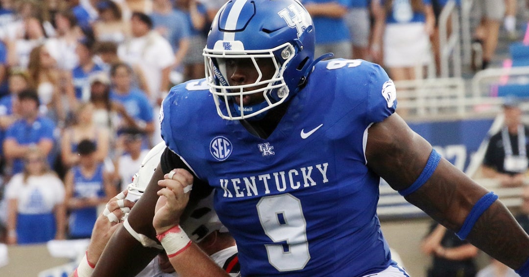 Kentucky football lineman Jeremy Flax silencing critics