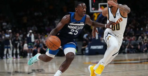 Forever Buff McKinley Wright reportedly inks deal with Dallas Mavericks