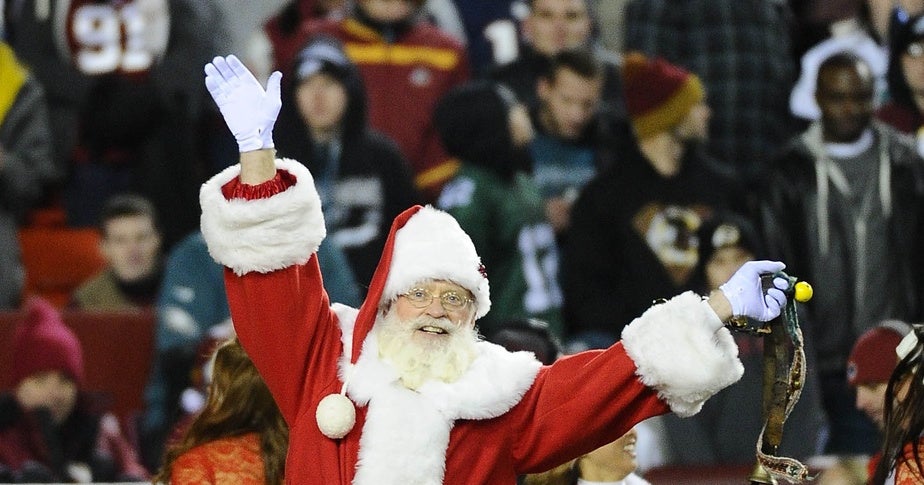 Eagles fans booed Santa Claus 49 years ago