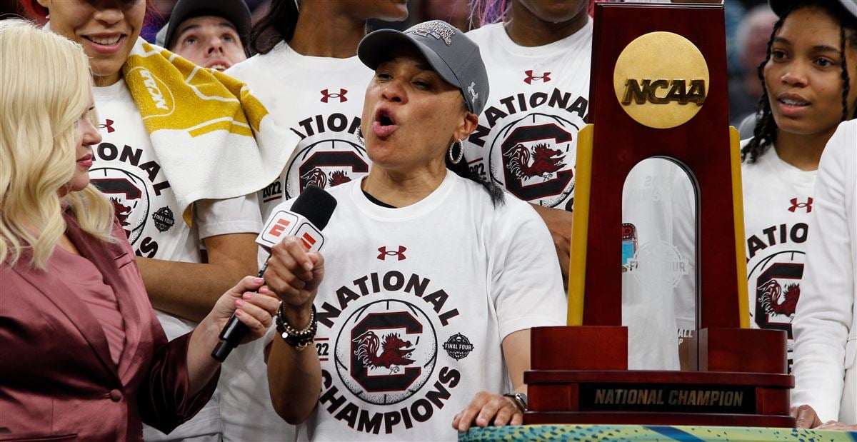South Carolina's Dawn Staley emerging as new face of women's