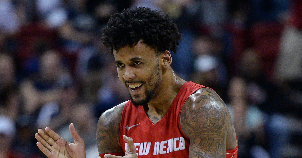 Vance Jackson signs with Arkansas