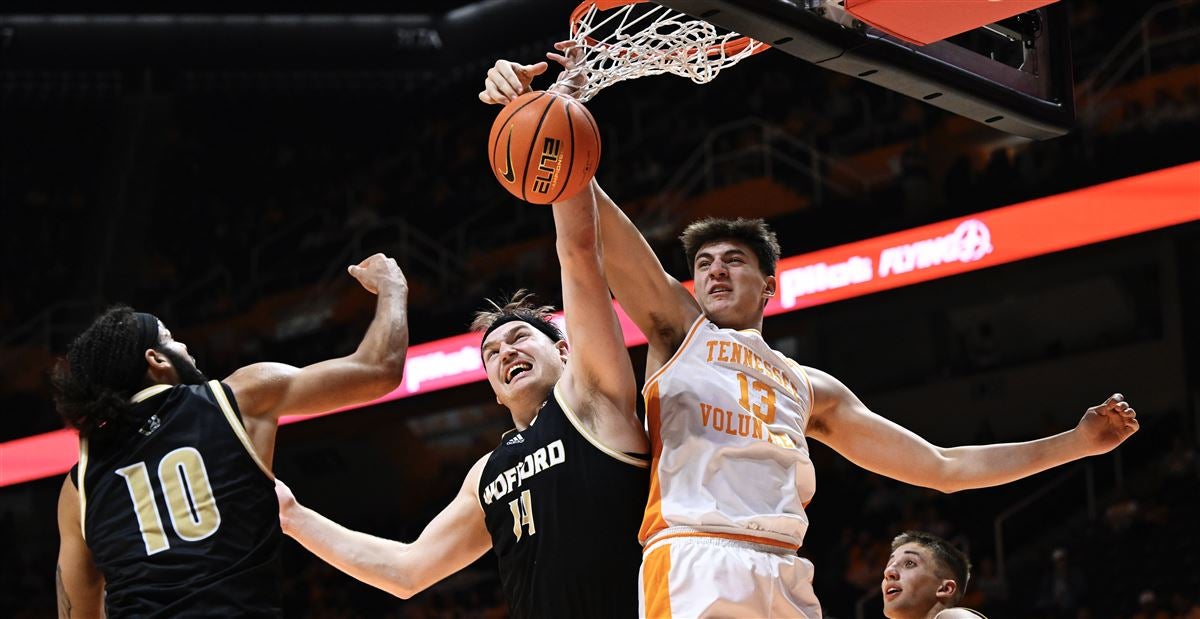 J.P. Estrella Talks Battle To Earn Bigger Role For No. 5 Tennessee