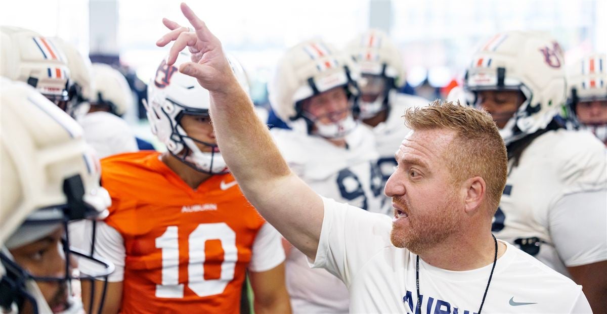 Quick Quotes: Alex Golesh on Auburn's second spring scrimmage