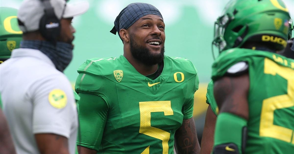 Oregon's Kayvon Thibodeaux signs NIL deal with United Airlines