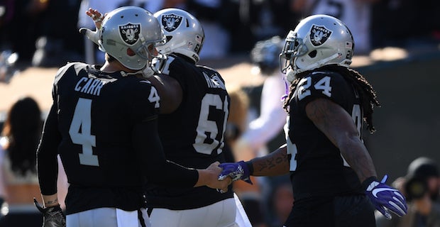 Oakland Raiders vs. Dallas Cowboys: David Amerson suffers head injury