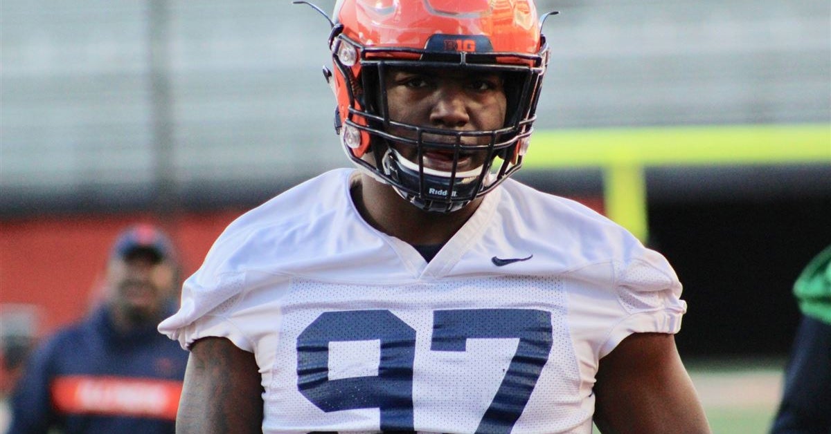 Roundtree suffers serious spinal injury in swimming incident