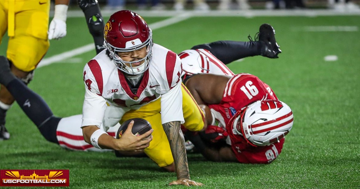 Halftime Takeaways: USC trails 10-7 to Wisconsin in Madison