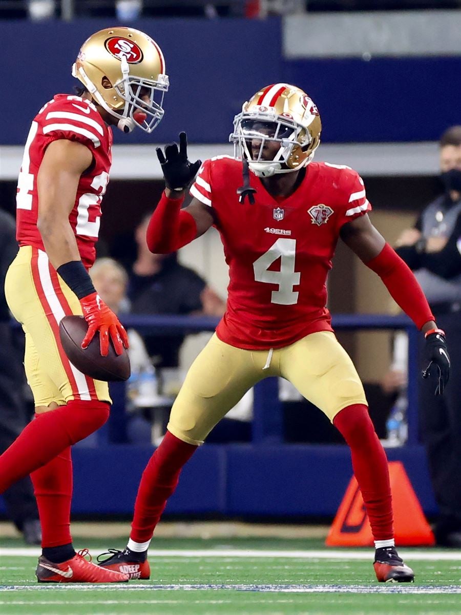 Cornerback (4) Emmanuel Moseley of the San Francisco 49ers warms