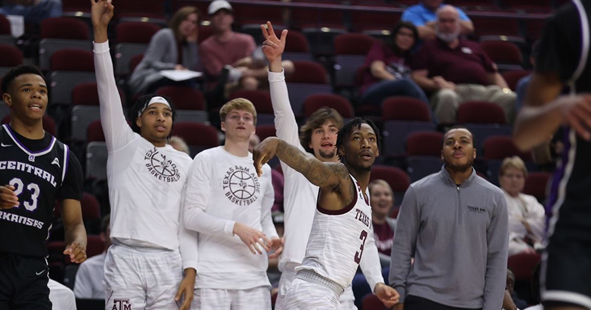 Quenton Jackson's career night leads Texas A&M past Central Arkansas