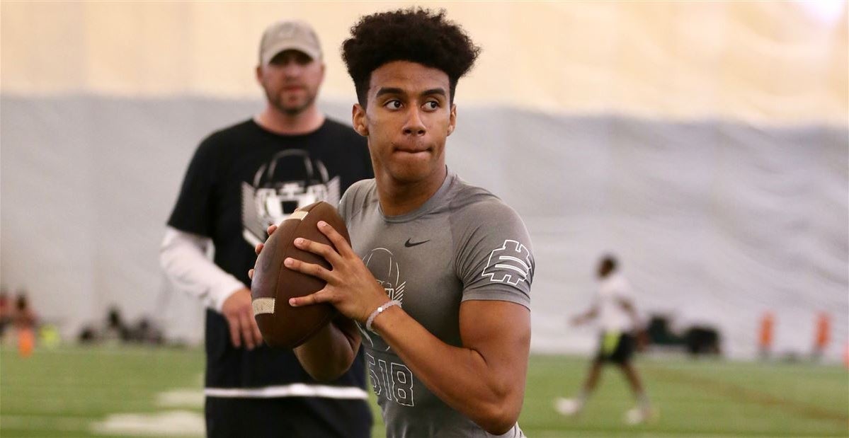 QB transfer Jordan Travis commits to FSU