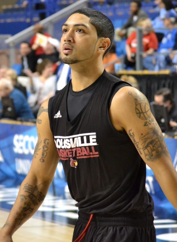  PEYTON SIVA UNIVERSITY OF LOUISVILLE 8X10 HIGH GLOSSY