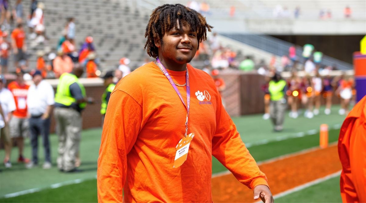 4-star OL Mitchell Mayes commits to Clemson