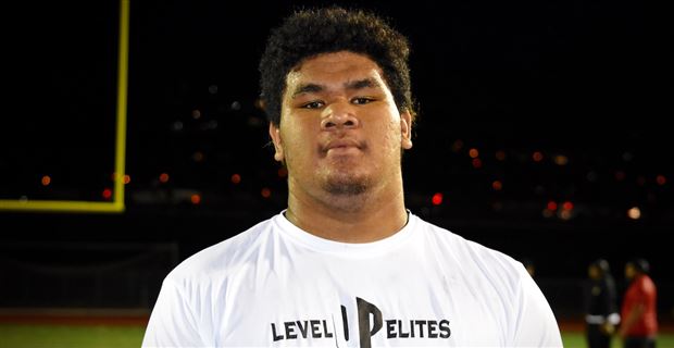 Uw Is First P5 Offer For Rising Hawaiian Lineman