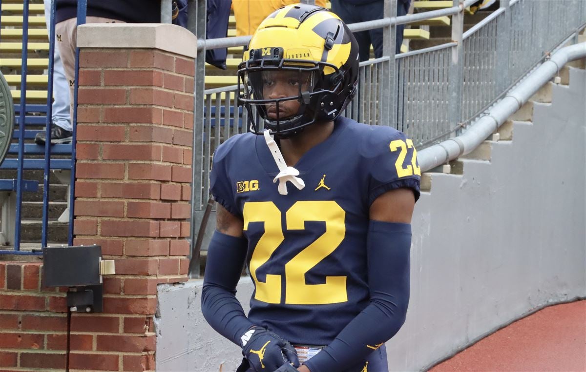 Cameron Calhoun, Michigan, Cornerback