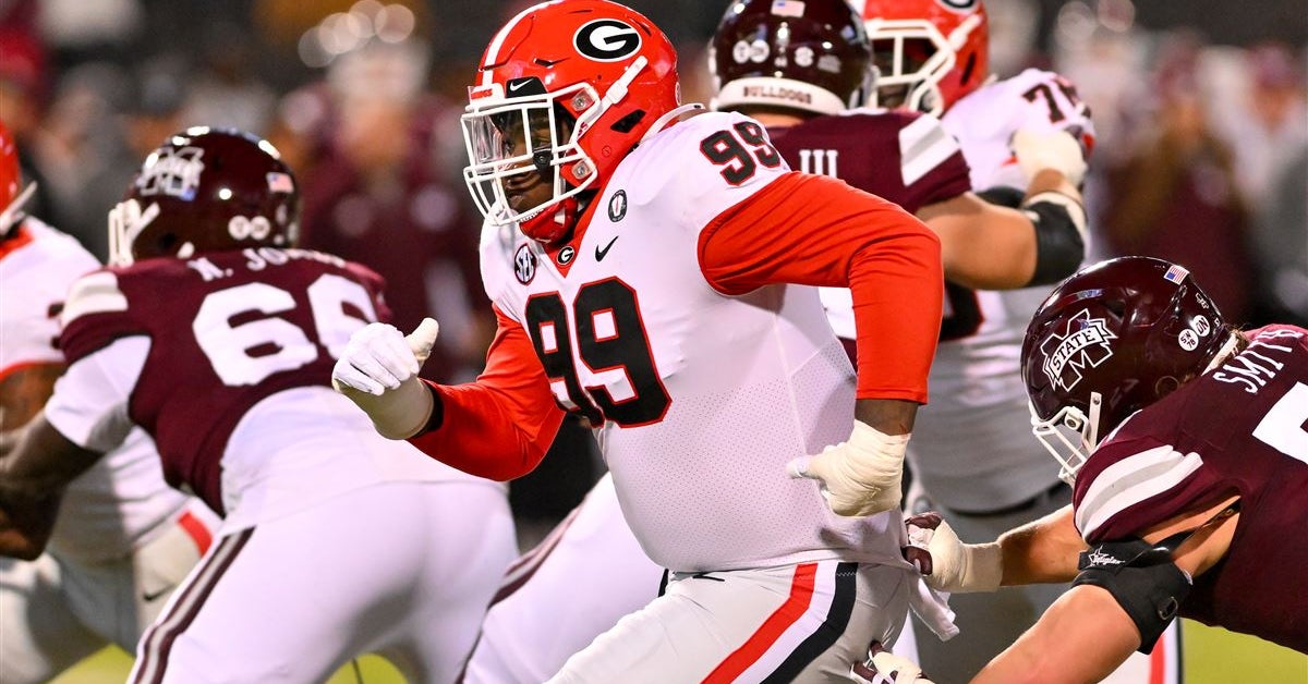 Social media reaction to USC football landing Georgia DL transfer Bear Alexander 