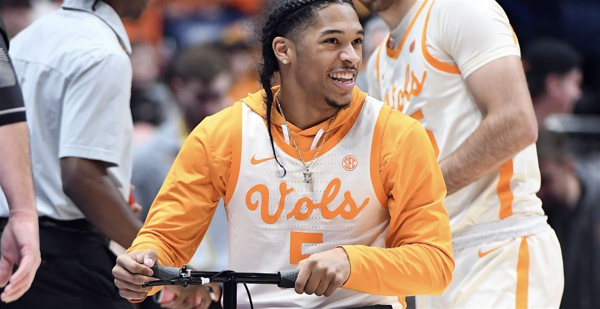 Rick Barnes Discusses Zakai Zeigler's Rehab From Torn ACL