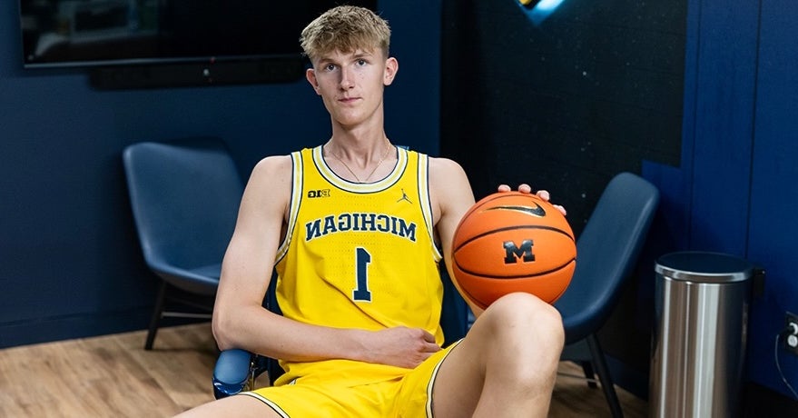 Michigan basketball signee Marcus Moller announces he is cancer free