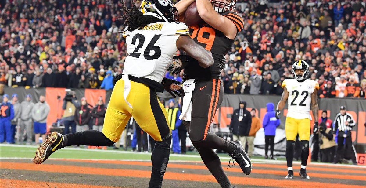Stephen Carlson: Unexpected contributions jump start offense