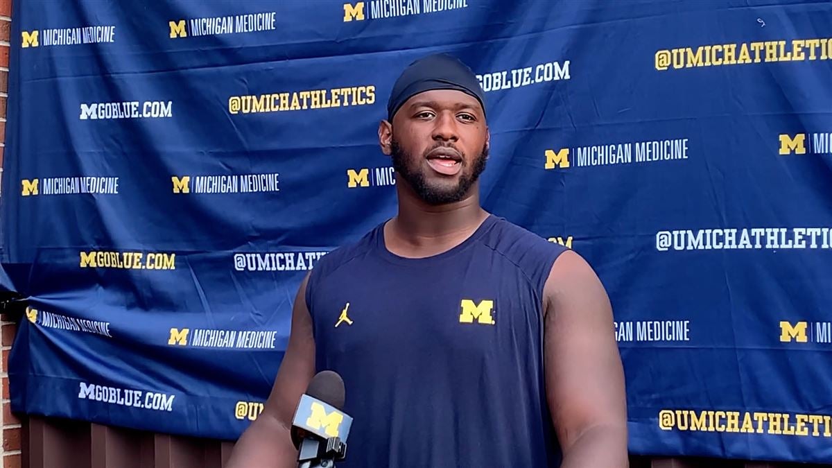 Michigan Football Recruiting: Christopher Hinton's Dad Talks Process, More  - Maize&BlueReview