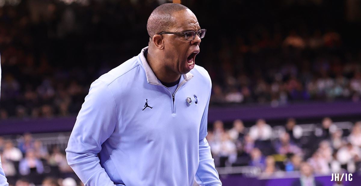 Hubert Davis Ranked Among Top Ten College Basketball Coaches Ahead Of 2022-23 Season