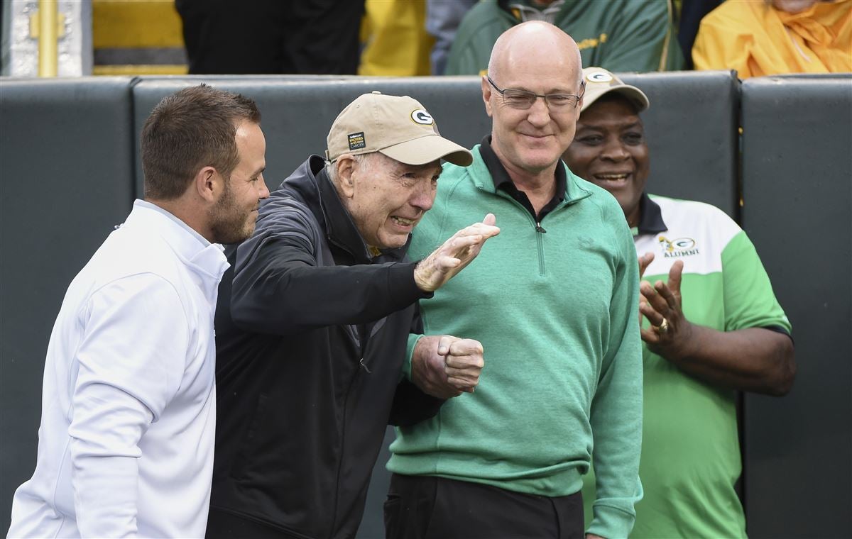 Packers announce plans to honor Bart Starr, including helmet decal